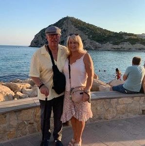 Meet your Posher, Sharon